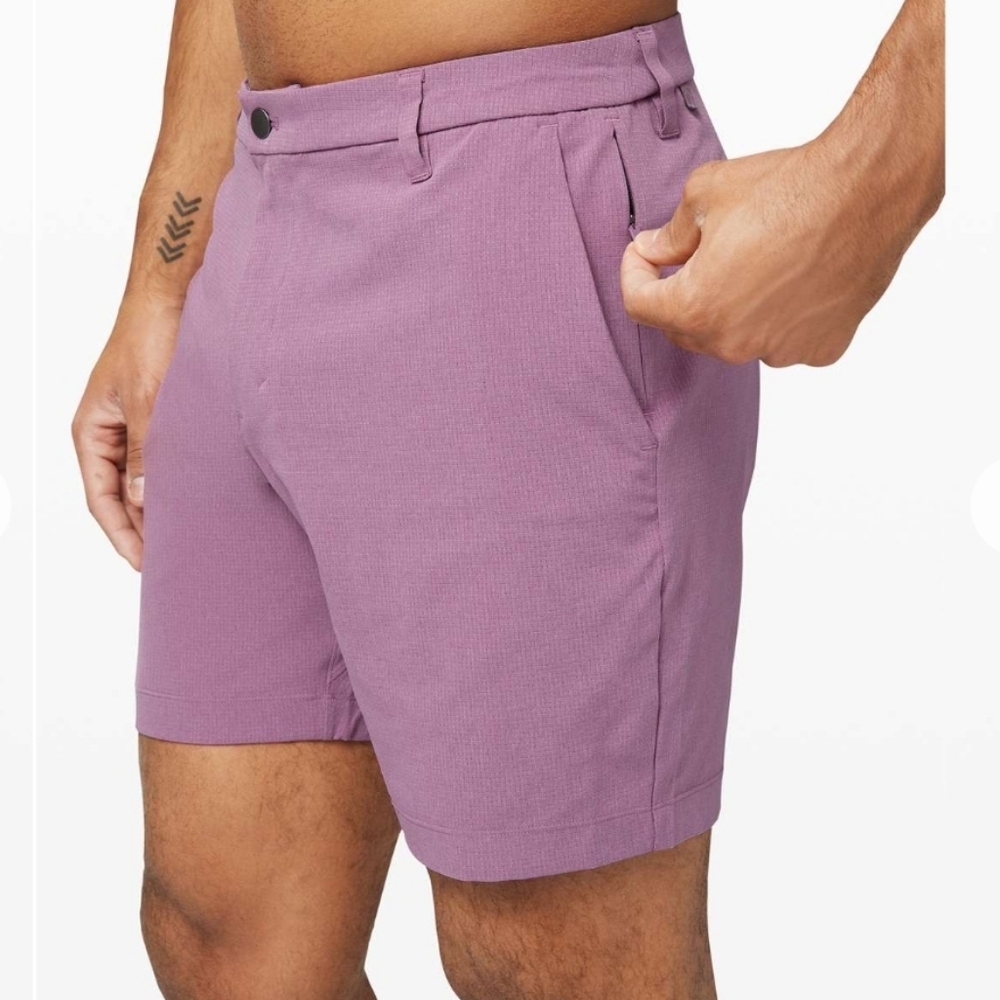 Lululemon Commission Short 7" Light Amethyst Velvet Sz 33